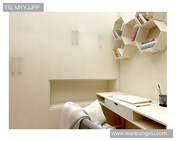 打造个性化空间衣柜背面足球明星贴纸让你的房间焕然一新